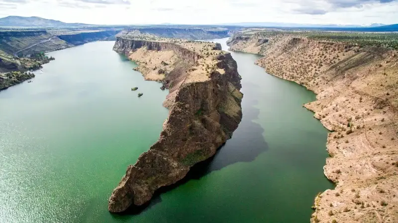 Lake Billy Chinook Kayaking Bend Oregon