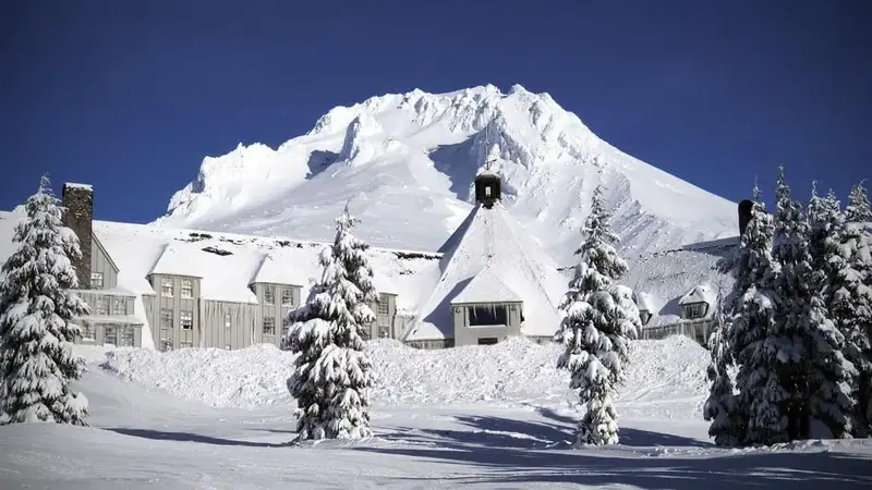 Timberline Lodge Skiing Mt Hood